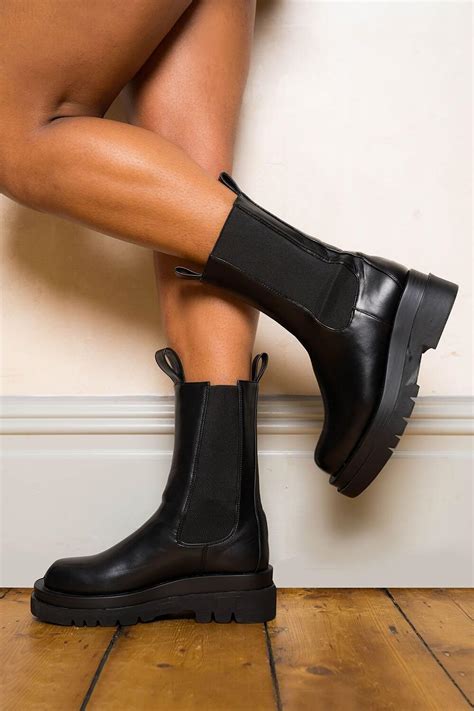 Boots and Ankle Boots For Women: Platform & Flat Booties .